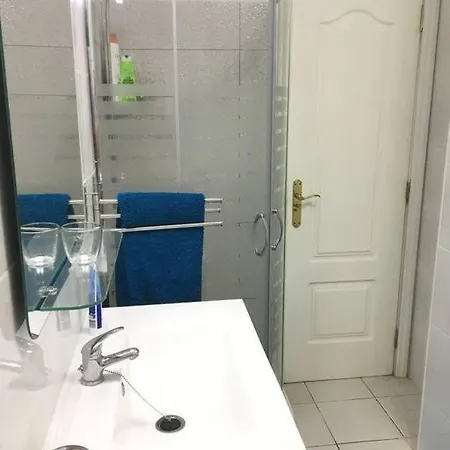 2 Bd With Stunning View