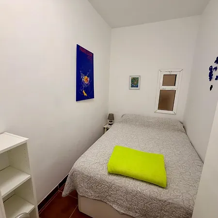 2 Bd With Stunning View Apartment *